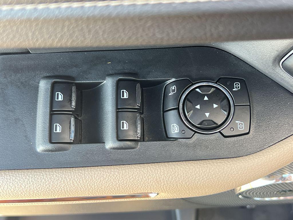 used 2023 Ford Expedition car, priced at $57,990