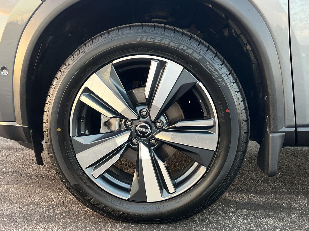 used 2023 Nissan Rogue car, priced at $26,990