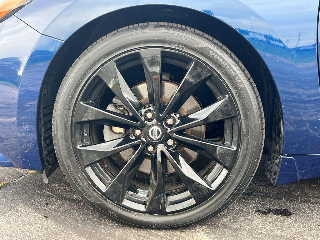 used 2020 Nissan Maxima car, priced at $23,490