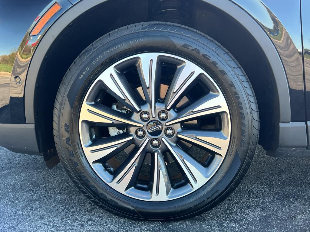 used 2022 Lincoln Corsair car, priced at $33,990