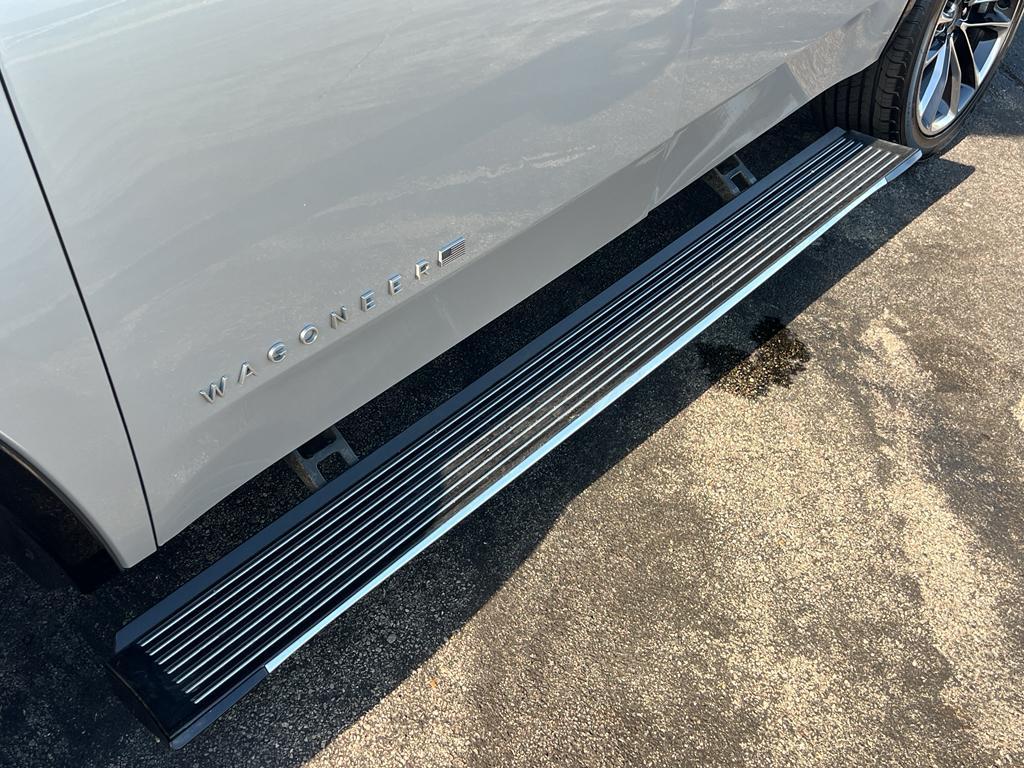 used 2022 Jeep Wagoneer car, priced at $36,990