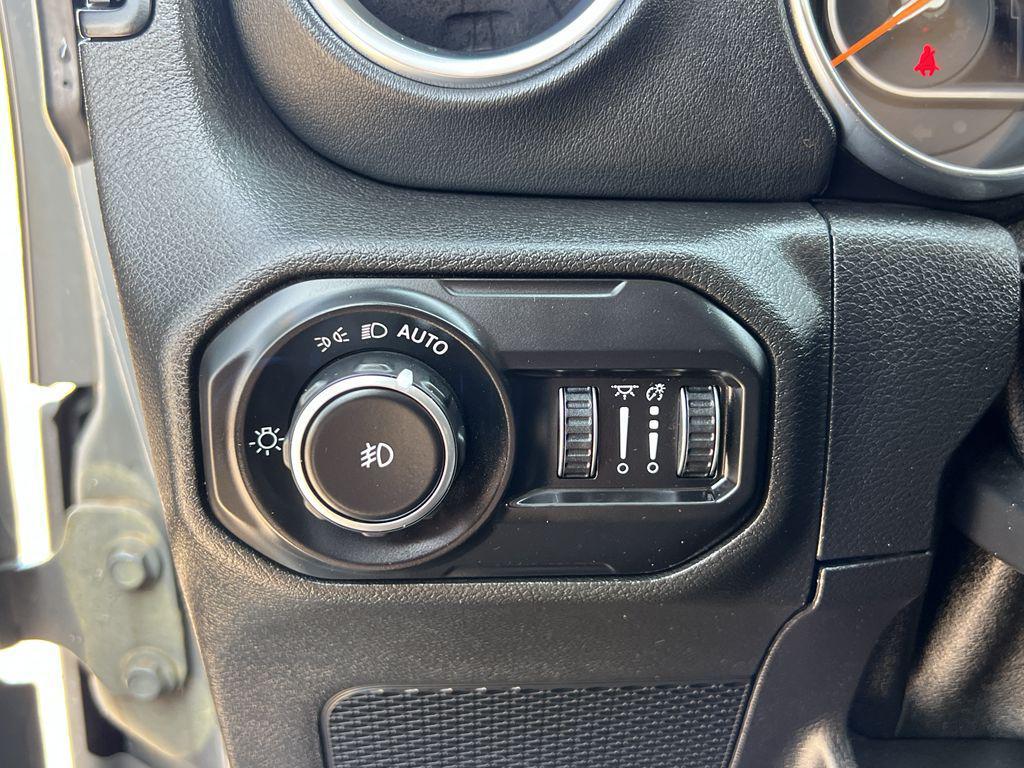 used 2021 Jeep Wrangler Unlimited car, priced at $33,990