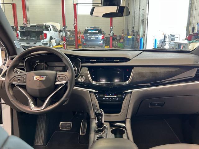 used 2024 Cadillac XT6 car, priced at $52,990