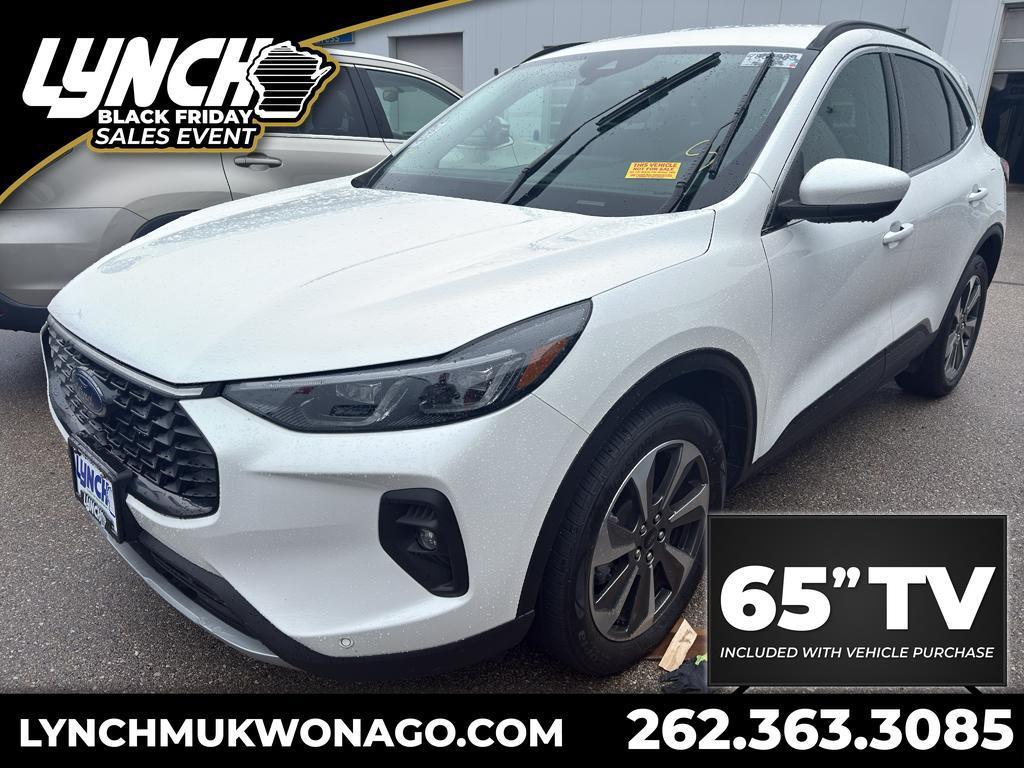 used 2024 Ford Escape car, priced at $25,490