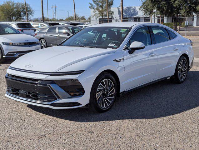 new 2025 Hyundai Sonata Hybrid car, priced at $32,180