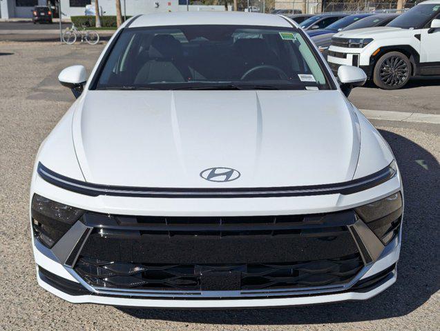 new 2025 Hyundai Sonata Hybrid car, priced at $32,180