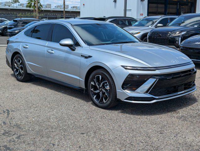 new 2024 Hyundai Sonata car, priced at $29,220