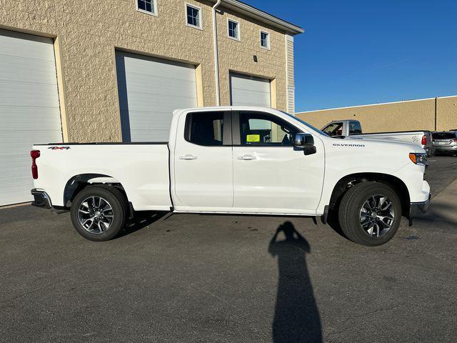 new 2025 Chevrolet Silverado 1500 car, priced at $47,981