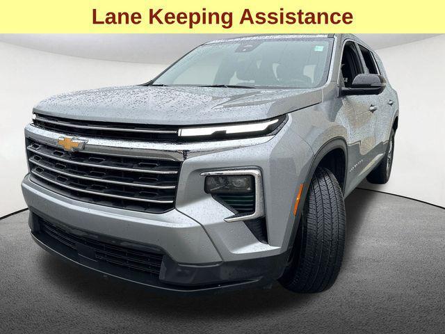 used 2024 Chevrolet Traverse car, priced at $41,977