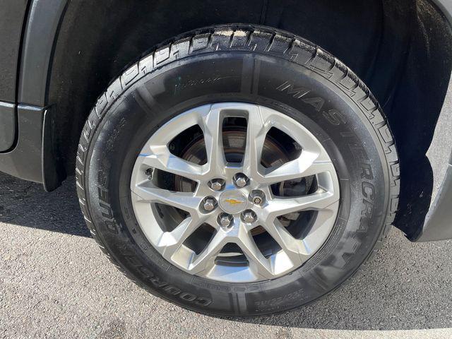 used 2021 Chevrolet Traverse car, priced at $17,747