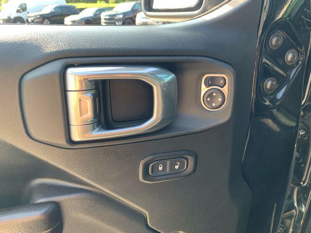 used 2021 Jeep Gladiator car, priced at $29,977