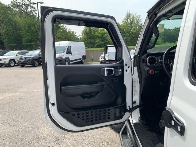 used 2021 Jeep Gladiator car, priced at $32,347