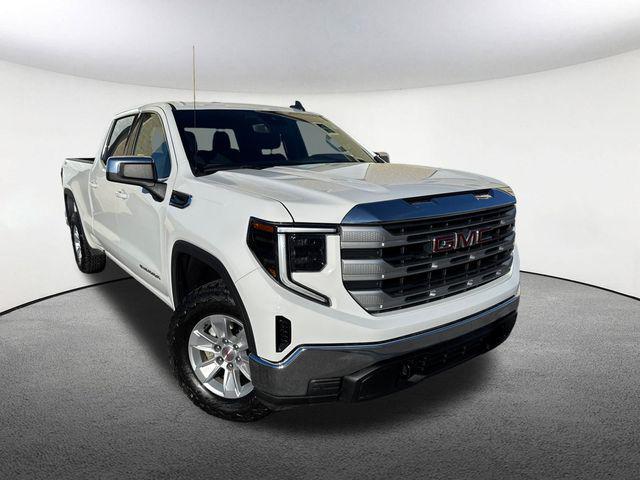 used 2023 GMC Sierra 1500 car, priced at $38,977