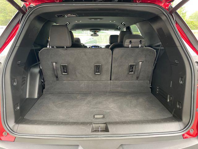 used 2023 Chevrolet Traverse car, priced at $31,654