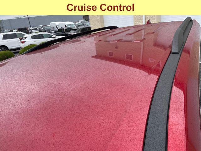 used 2023 Chevrolet Traverse car, priced at $31,654