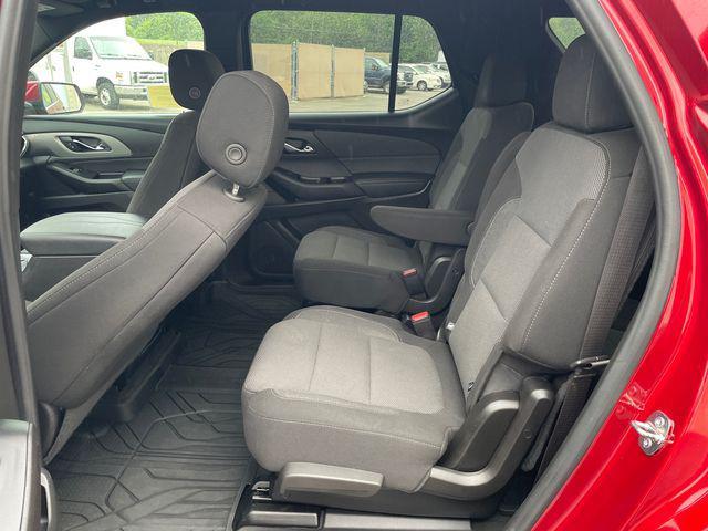 used 2023 Chevrolet Traverse car, priced at $29,977