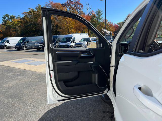 new 2025 Chevrolet Silverado 1500 car, priced at $47,981