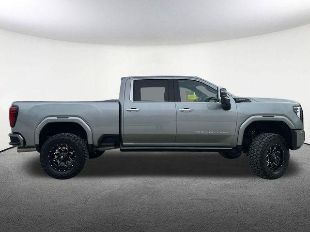used 2025 GMC Sierra 2500 car, priced at $86,847