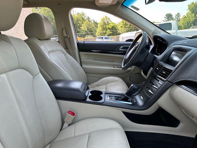 used 2019 Lincoln MKT car, priced at $21,747