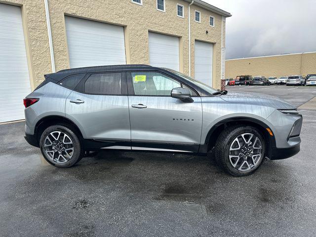 new 2025 Chevrolet Blazer car, priced at $46,902