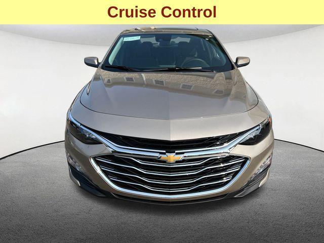 new 2025 Chevrolet Malibu car, priced at $29,054