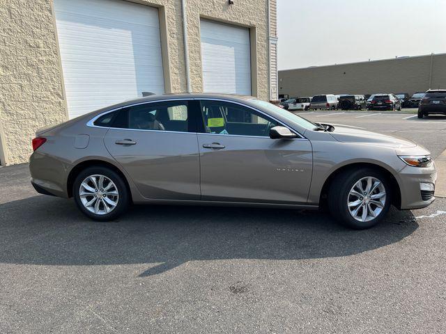 new 2025 Chevrolet Malibu car, priced at $29,054