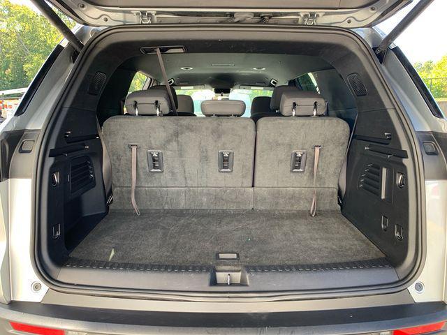 used 2024 Chevrolet Traverse car, priced at $40,477