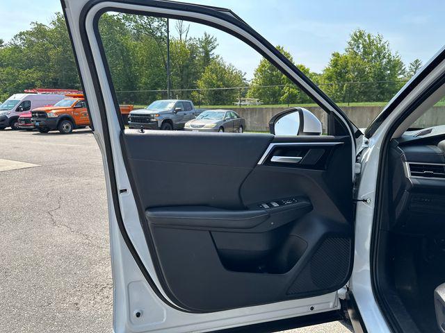 used 2023 Mitsubishi Outlander car, priced at $24,724