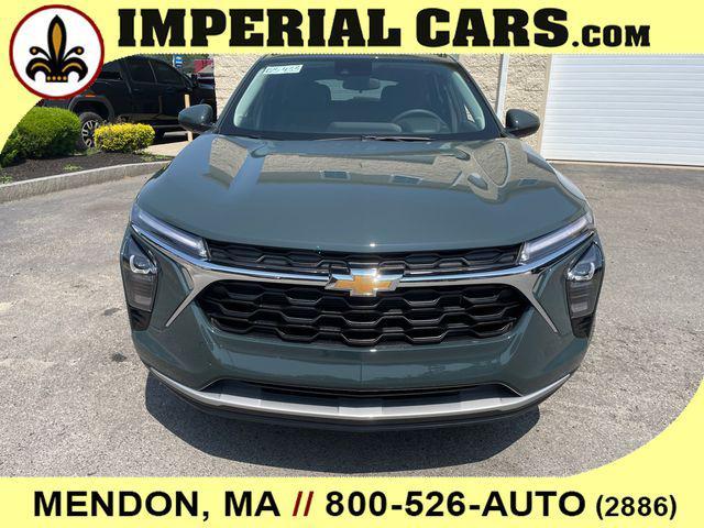 new 2025 Chevrolet Trax car, priced at $23,964