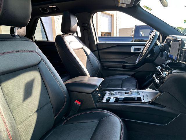 used 2022 Ford Explorer car, priced at $33,347