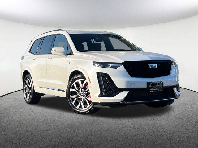 used 2024 Cadillac XT6 car, priced at $51,977