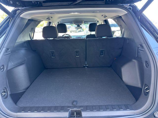 used 2022 Chevrolet Equinox car, priced at $24,724