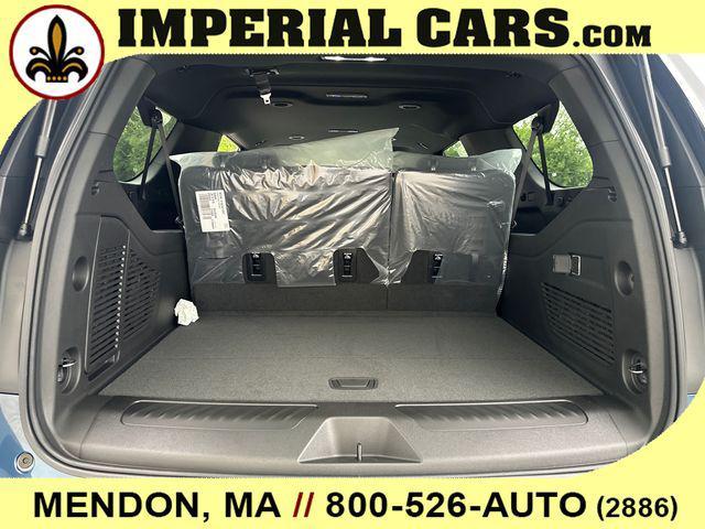 new 2025 Chevrolet Suburban car, priced at $67,231