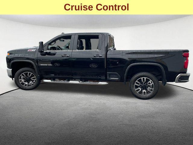 used 2022 Chevrolet Silverado 3500 car, priced at $55,977