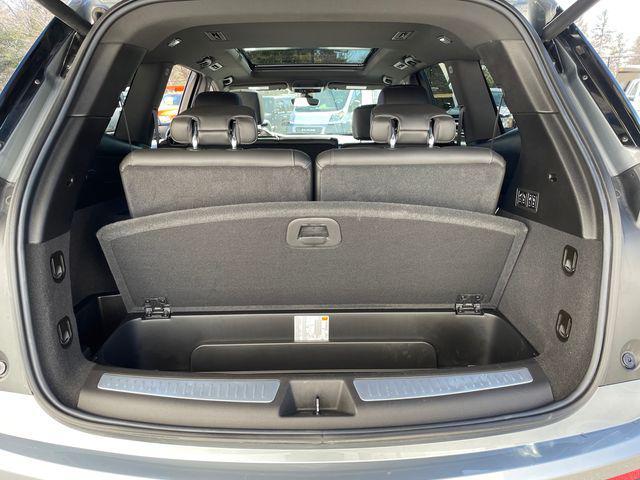 used 2023 Cadillac XT6 car, priced at $48,977