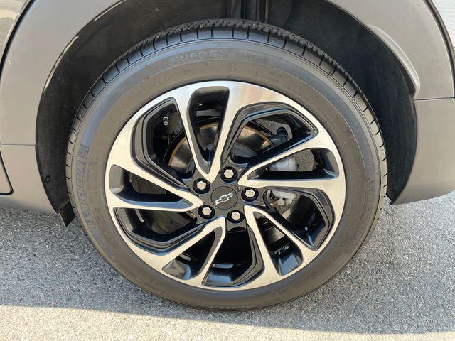 used 2023 Chevrolet Bolt EUV car, priced at $25,414