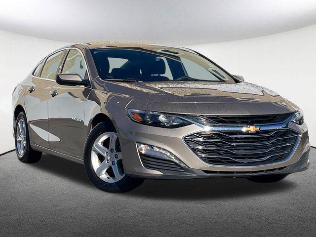 used 2023 Chevrolet Malibu car, priced at $18,747
