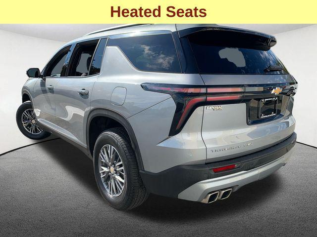 used 2025 Chevrolet Traverse car, priced at $37,977