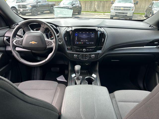 used 2022 Chevrolet Traverse car, priced at $30,977