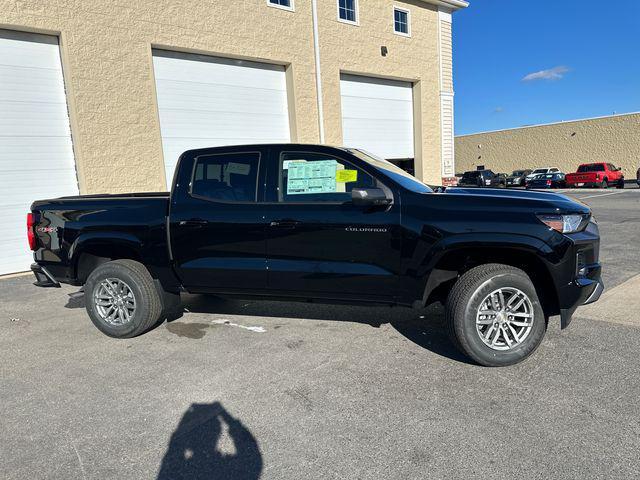 new 2024 Chevrolet Colorado car, priced at $40,036