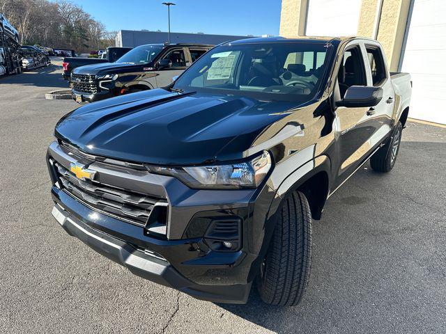 new 2024 Chevrolet Colorado car, priced at $40,036