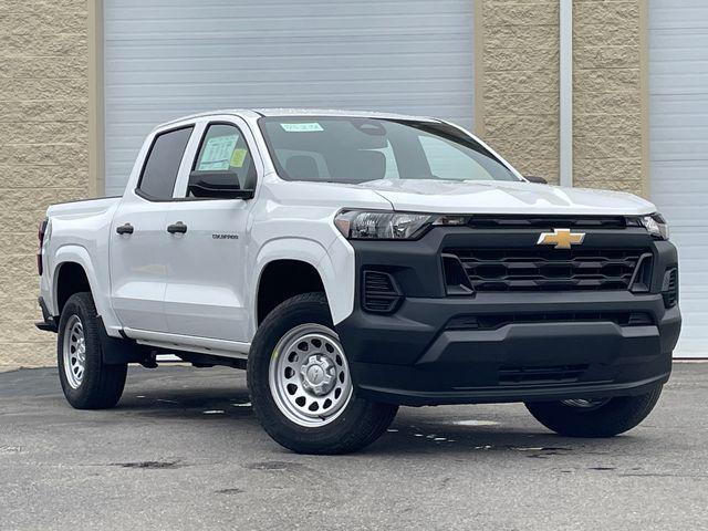 new 2025 Chevrolet Colorado car, priced at $33,684