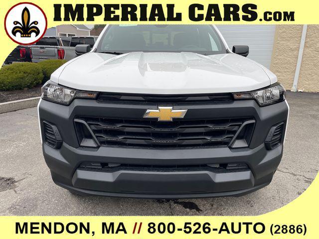 new 2025 Chevrolet Colorado car, priced at $33,684