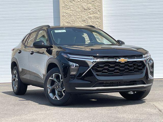 new 2025 Chevrolet Trax car, priced at $25,271