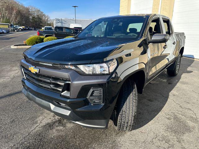 new 2024 Chevrolet Colorado car, priced at $38,385