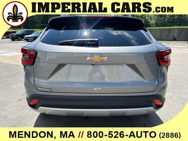 new 2025 Chevrolet Trax car, priced at $25,271