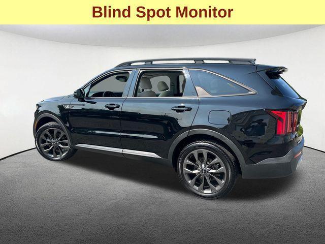 used 2022 Kia Sorento car, priced at $28,647