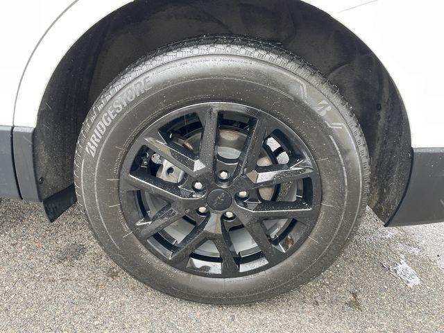 used 2023 Chevrolet Equinox car, priced at $21,977