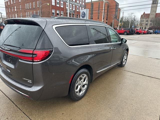 used 2023 Chrysler Pacifica car, priced at $38,922