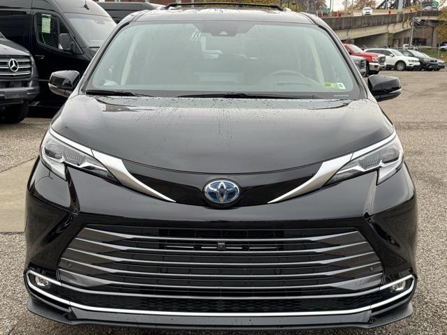 used 2021 Toyota Sienna car, priced at $47,218